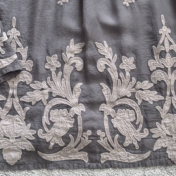 Johnny Was Embroidered Floral Pleated Button Down Tunic Top Womens XS - Picture 4 of 11